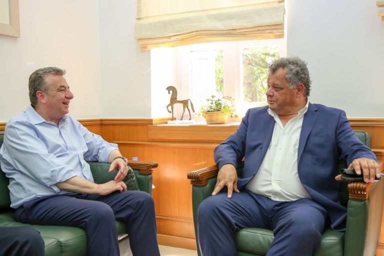 Συναντήσεις των «Ενεργών Πολιτών» σε Περιφέρεια και Πολεοδομία