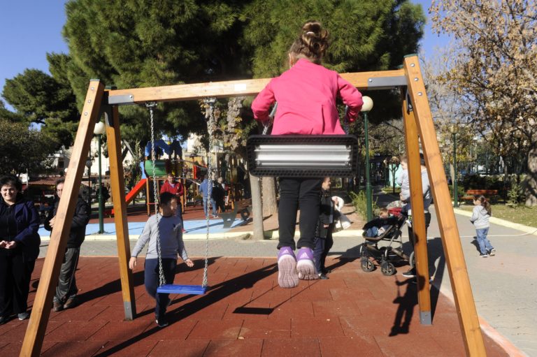 Εγκαινιάζεται η παιδική χαρά στη συμβολή των οδών Ηροδότου και Διδούς