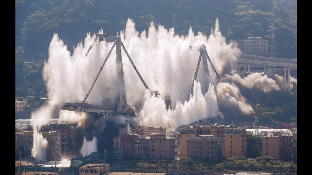 Γένοβα: Κατεδαφίστηκε η γέφυρα Μοράντι όπου έχασαν τη ζωή τους δεκάδες άτομα