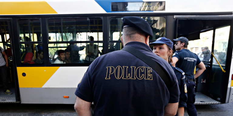 Συνέλαβαν 19χρονο στο λιμάνι του Πειραιά -Γεμάτη με ναρκωτικά η βαλίτσα του