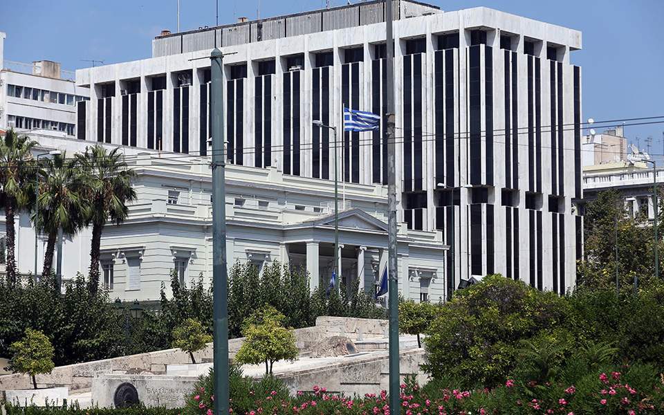 Η Ελλάδα αναγνωρίζει τον Γκουαϊδό ως μεταβατικό Πρόεδρο της Βενεζουέλας