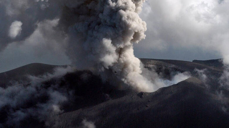 Συναγερμός στην Ιαπωνία: Το ηφαίστειο Ασάμα «ξύπνησε» και ετοιμάζεται να εκραγεί