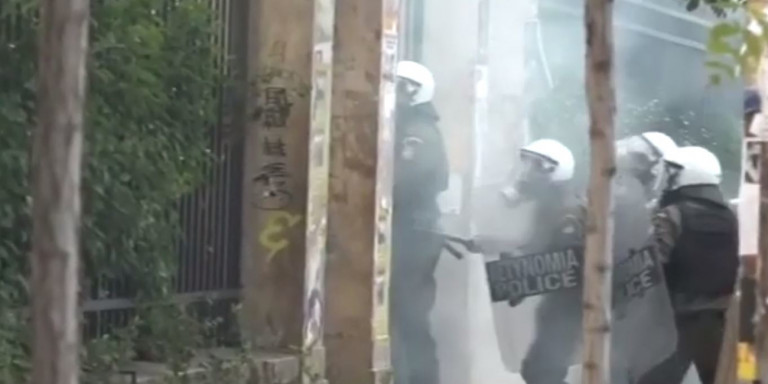 Επεισόδια ξέσπασαν στην ΑΣΟΕΕ -Η αστυνομία μπήκε στο πανεπιστήμιο, μία σύλληψη