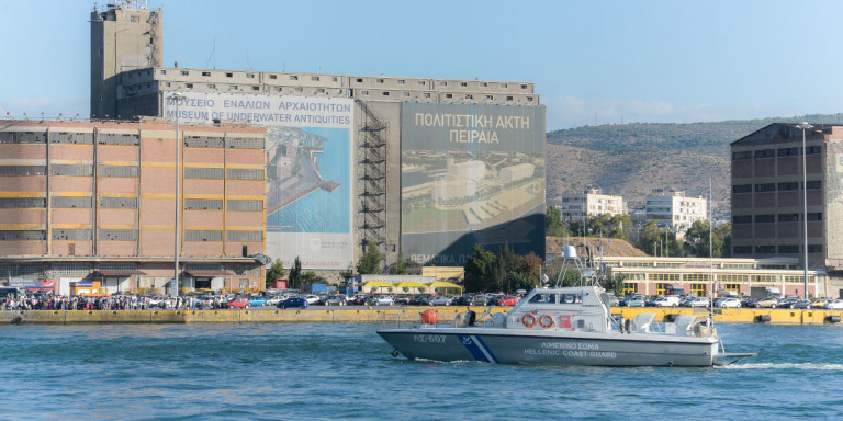 Τραγωδία στον Πειραιά: Βρέθηκε απαγχονισμένος άντρας σε αποθήκες στο λιμάνι