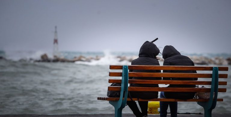 Καιρός: Πέφτει η θερμοκρασία στην Κρήτη