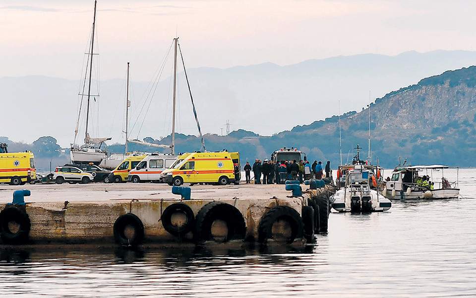 Ναυάγιο στους Παξούς: Στα ίχνη του κυκλώματος δουλεμπόρων