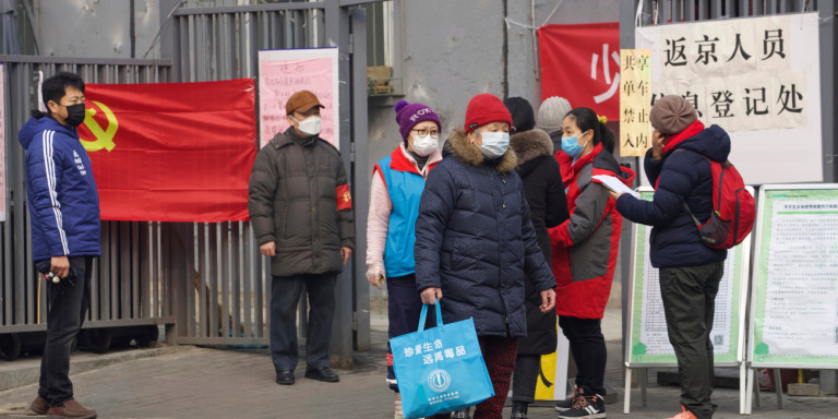 Κορωνοϊός: Στην Κίνα θα κατασκευάσουν εργοστάσιο για μάσκες μέσα σε 6 μέρες