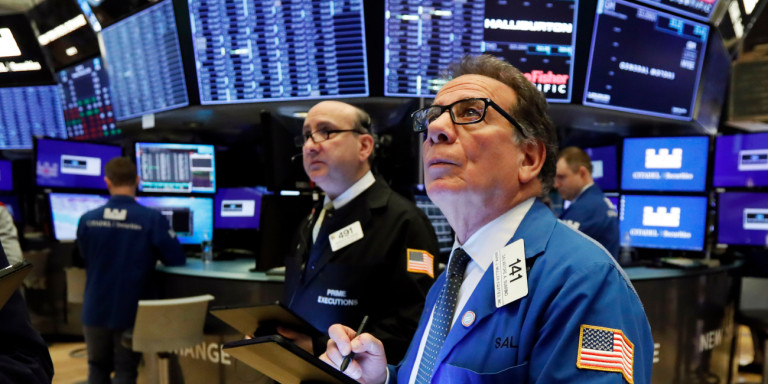 Bloomberg: Φόβοι για παγκόσμια ύφεση λόγω κορωνοϊού -Στο 40% οι πιθανότητες λέει η Moody’s