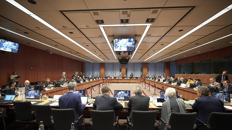 Kορωνοϊός: Έκτακτο Eurogroup σήμερα – Τι θα εξεταστεί