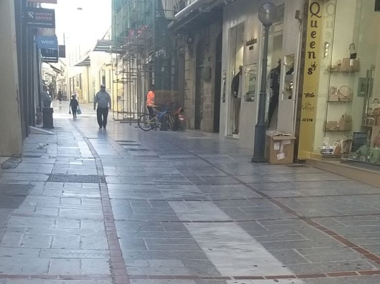 Άδειοι οι δρόμοι – Οι Ηρακλειώτες πήραν το μήνυμα και μένουν σπίτι