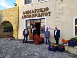 Από το Λασίθι στα Χανιά 2,5 τόνοι κηπευτικών – Δωρεά των παραγωγών σε κοινωνικές δομές