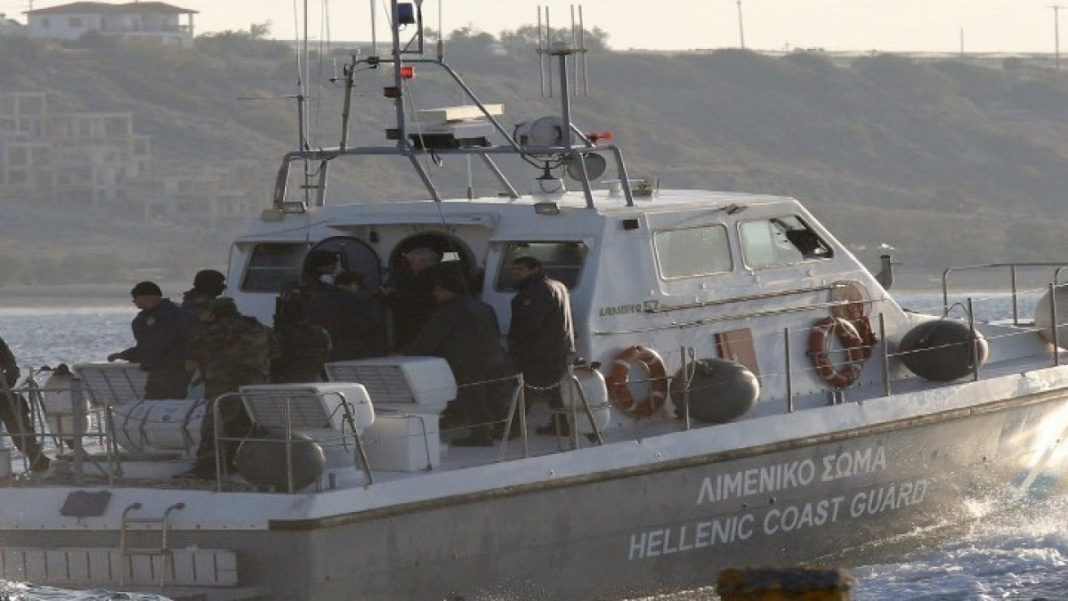 Κρήτη: Συναγερμός στο Λιμενικό – Γυναίκα παρασύρθηκε από τα κύματα