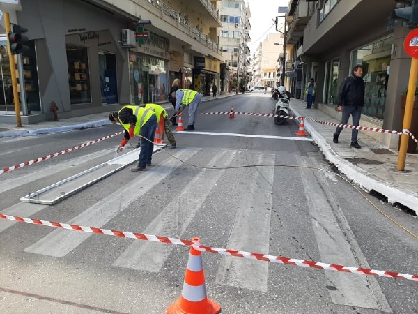 Eργασίες διαγράμμισης στα Κουνουπιδιανά από τον δήμο Χανίων