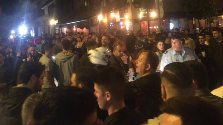 Θεσσαλονίκη: Ένταση έξω από μπαρ τα ξημερώματα
