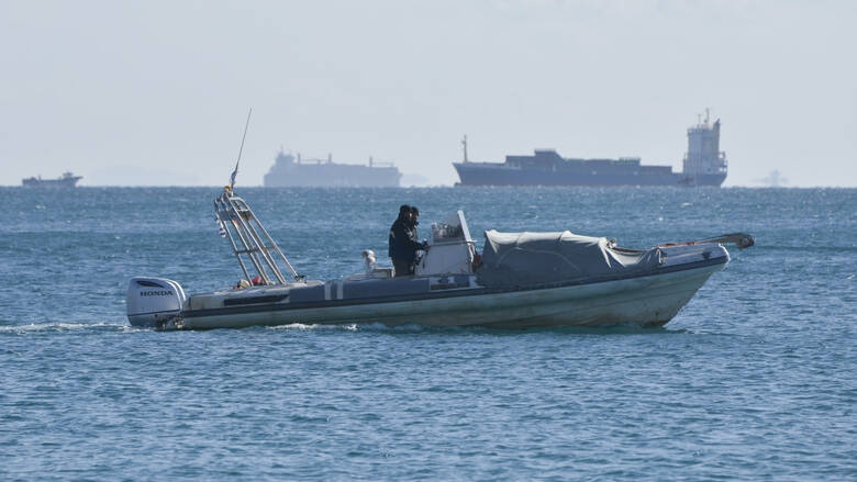 Σαρωνικός: Έρευνες για τον εντοπισμό 27χρονου δοκίμου που έπεσε από κρουαζιερόπλοιο