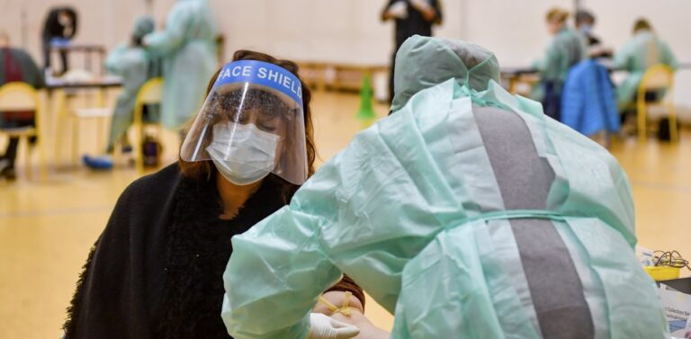 Ιταλία: Μικρή αύξηση των κρουσμάτων και μείωση των θανάτων από κορωνοϊό