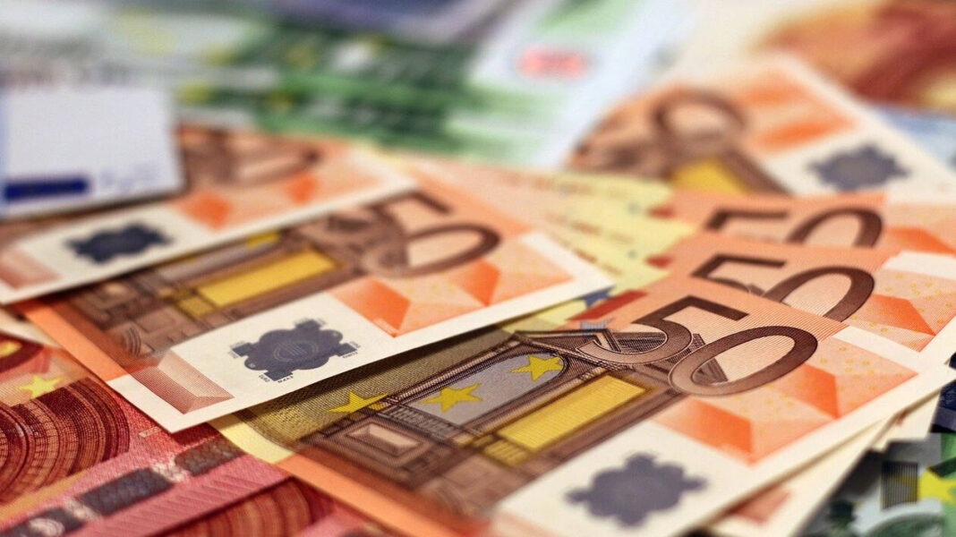 Υπ. Οικονομικών: Ψηφίζεται το νομοσχέδιο για μικροχρηματοδοτήσεις ύψους 25.000 ευρώ -Ποιους αφορά