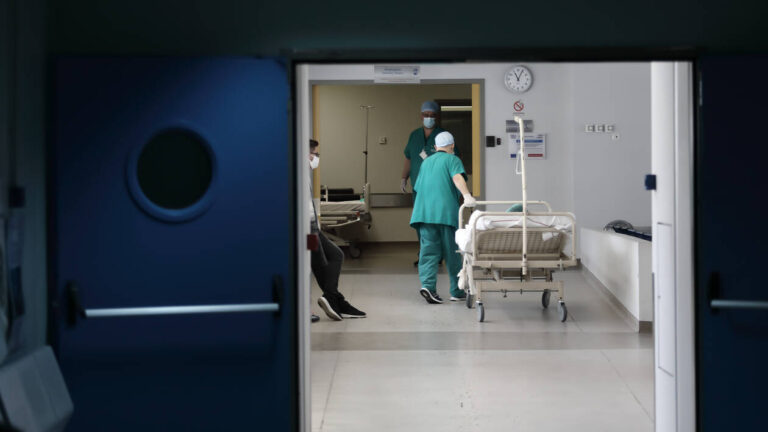 Κορωνοϊός: Ακόμη ένας θάνατος στη χώρα μας