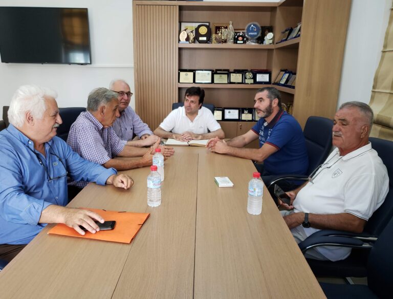 Ηράκλειο: Το πρόγραμμα δακοκτονίας στο επίκεντρο