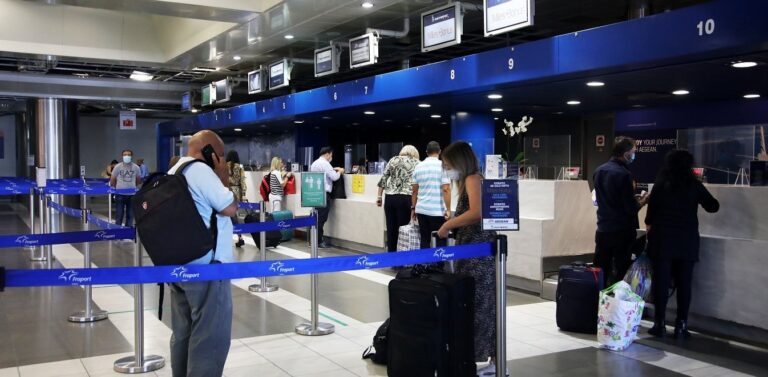 Γώγος: Τα σοβαρά κρούσματα θα είναι πολύ λίγα -Πώς θα πρέπει να αντιδράσουν τα ξενοδοχεία