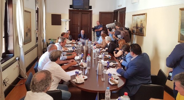 Αποκεντρωμένη Διοίκηση Κρήτης: Ουσιαστική η συμβολή των συμμετεχόντων στην συνάντηση με τον Κ. Χατζηδάκη στο Ηράκλειο