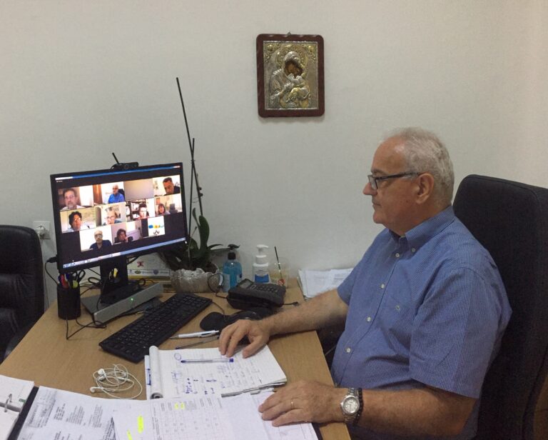 Τηλεδιάσκεψη για την καταπολέμηση των κουνουπιών