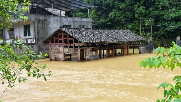 Κίνα: Δώδεκα νεκροί από τις πλημμύρες στο νοτιοδυτικό τμήμα της χώρας