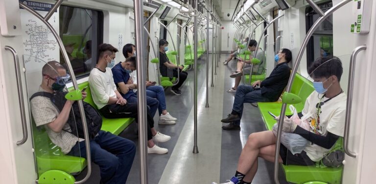 Κορωνοϊός: Νέα «έκρηξη» κρουσμάτων – «Εφιάλτης» το δεύτερο κύμα στο Πεκίνο