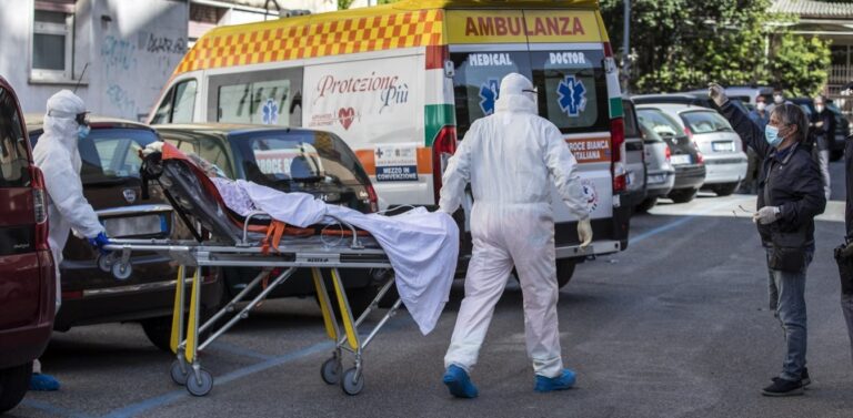 Ιταλία: Μικρή αύξηση των κρουσμάτων και των θανάτων το τελευταίο 24ωρο
