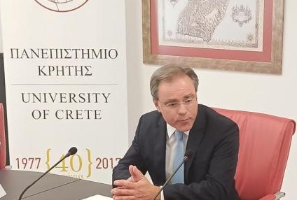 Υποψήφιος στις πρυτανικές εκλογές και ο Παναγιώτης Τσακαλίδης