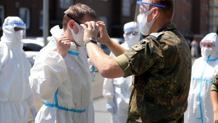 Γερμανία: Κορυφαίος λοιμωξιολόγος προειδοποιεί για δεύτερο κύμα του κορωνοϊού