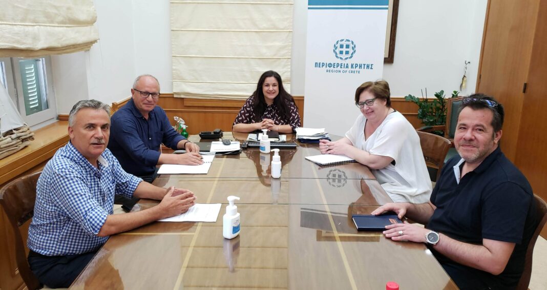Συνάντηση εργασίας στην Περιφέρεια Κρήτης για την Δια Βίου Μάθηση