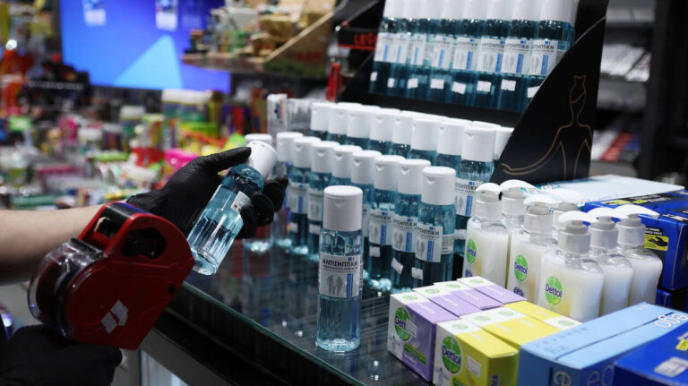 Παρατείνεται η υποχρέωση δήλωσης αποθεμάτων ειδών ατομικής προστασίας