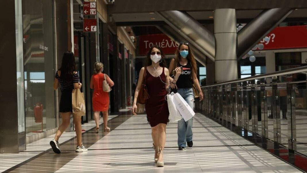 Παγώνη: Μάσκα και σε εξωτερικούς χώρους εάν αυξηθούν τα κρούσματα