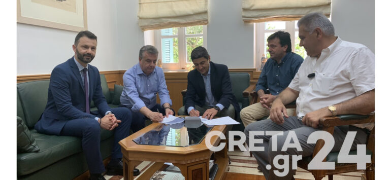 Μνημόνιο συνεργασίας για την αναβάθμιση σε κολυμβητήριο και κλειστό του Λίντο(βίντεο)