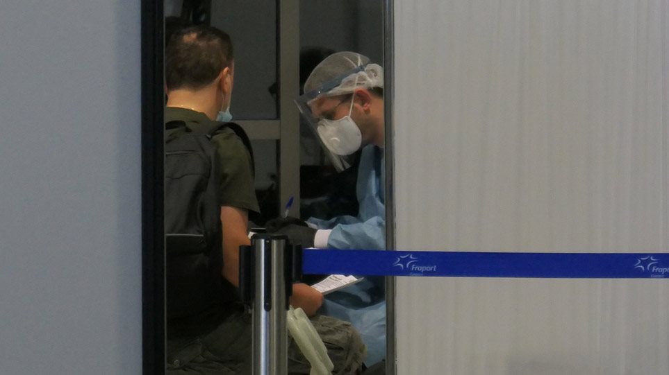 Κορωνοϊός: Ανησυχία για τα αυξανόμενα «ορφανά» κρούσματα σε Αττική και Θεσσαλονίκη