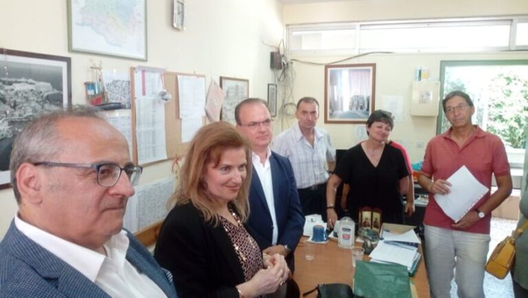 Το Εξεταστικό Κέντρο Ειδικών Μαθημάτων Ρεθύμνου επισκέφθηκε η Γ.Γ. του Υπουργείου Παιδείας