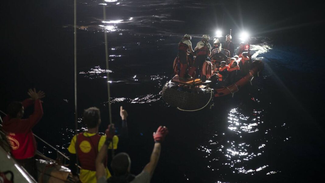 Ιταλία: 100 πρόσφυγες και μετανάστες διασώθηκαν απέναντι από τις ακτές της Λιβύης