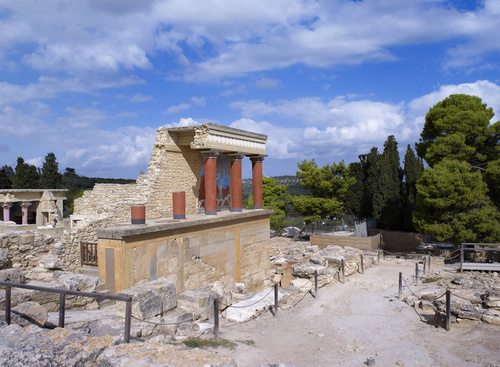 Κνωσός: Αυξάνεται η επισκεψιμότητα – Δυσαρέσκεια για το όριο των ατόμων