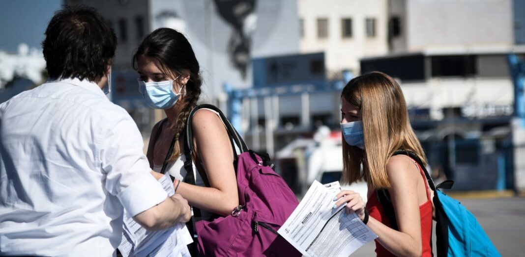 Κορωνοϊός: Δειγματοληπτικά τεστ στα λιμάνια ενόψει της επιστροφής των εκδρομέων