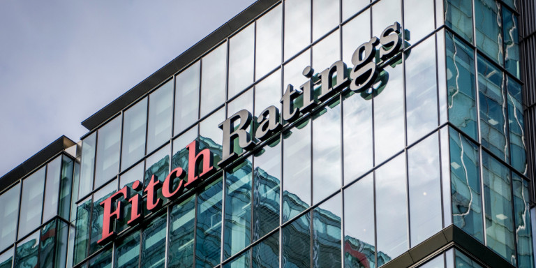 Fitch για ελληνική οικονομία: Προβλέπει ύφεση 7,9% αλλά ανάκαμψη το 2021