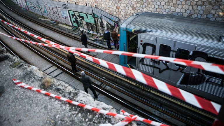 Σοβαρό ατύχημα με συρμό του ΗΣΑΠ – Υπάρχουν τραυματίες