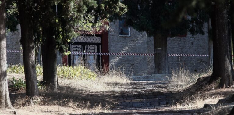 Τρίκαλα: Τι λένε οι αστυνομικοί για τον θάνατο της 16χρονης