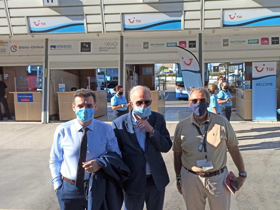 Η Περιφέρεια Κρήτης στην πρώτη επίσημη υποδοχή αεροσκάφους στο Ηράκλειο