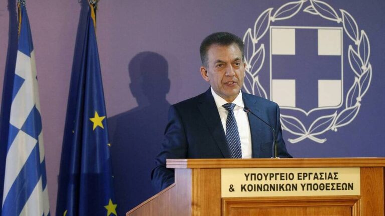 Νομοσχέδιο φέρνει «ψηφιακό» ωράριο και e-κάρτα εργασίας