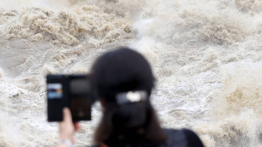 Φονικές πλημμύρες στη Νότια Κορέα με «δάκτυλο» Πιονγιάνγκ