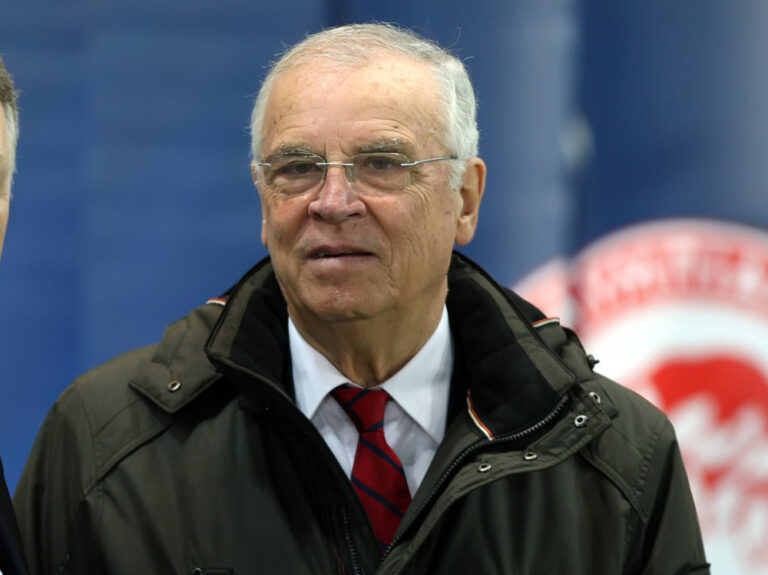 Πένθος στον Ολυμπιακό-Εφυγε ο Σάββας Θεοδωρίδης