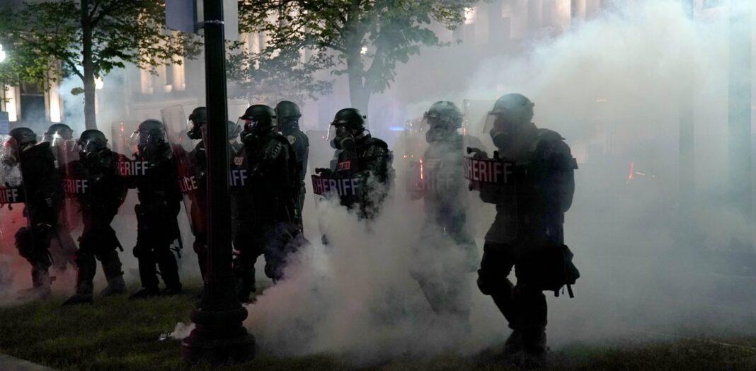 Ουισκόνσιν: Δύο νεκροί στην Κενόσα – Σε κατάσταση έκτακτης ανάγκης η πολιτεία