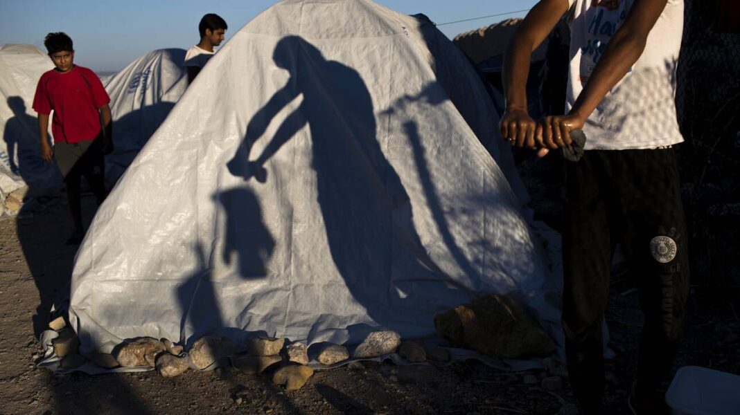 Χίος: Σε αποκλεισμό το ΚΥΤ της ΒΙΑΛ μετά την επιβεβαίωση δεύτερου κρούσματος