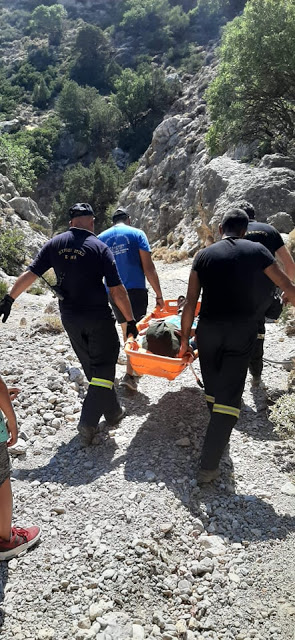 Κρήτη: Επιχείρηση διάσωσης από την Πυροσβεστική – Έκαναν πεζοπορία εν μέσω καύσωνα (εικόνες)